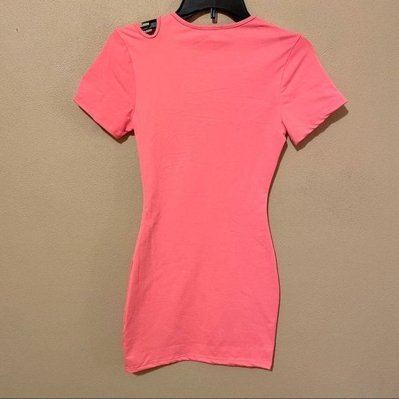 Superdown Carol Cut Out Mini Barbiecore Bodycon Dress in Coral Pink XS - Picture 9 of 12